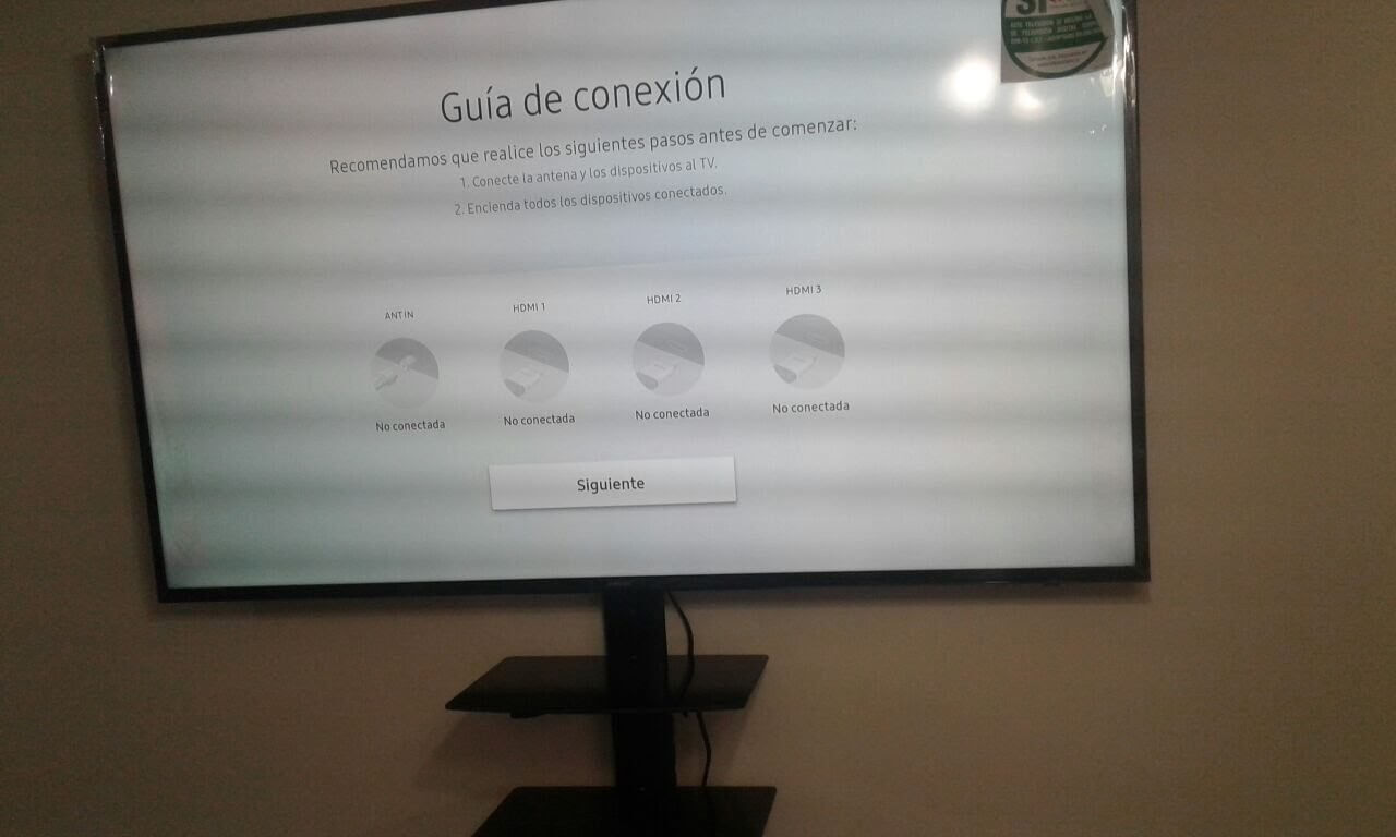 Repisa de dos vidrios para televisor